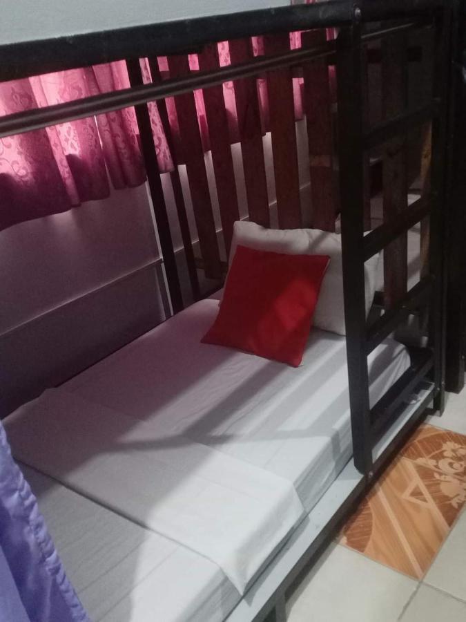 Lojed Sean Bed And Space Pasay Exterior photo